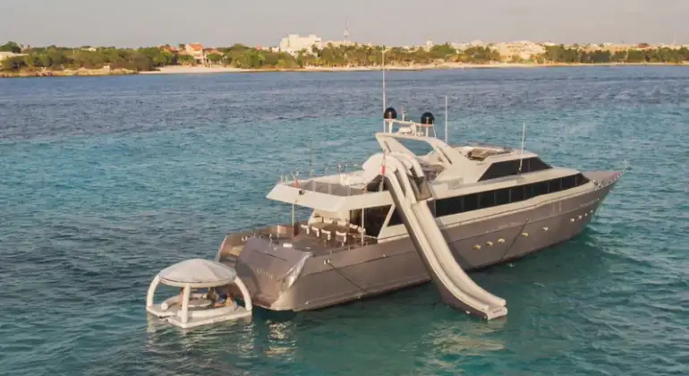 Cancun 115ft Classic Superyacht Charter Ultra Luxury