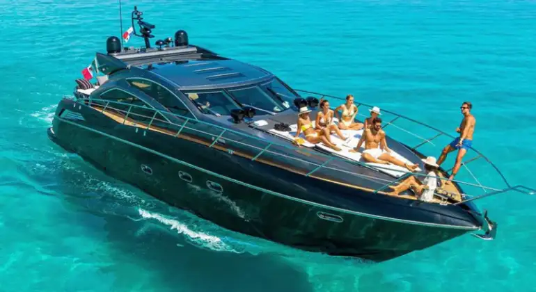 Cancun 64ft Sunseeker Predator Yacht Charter Luxury