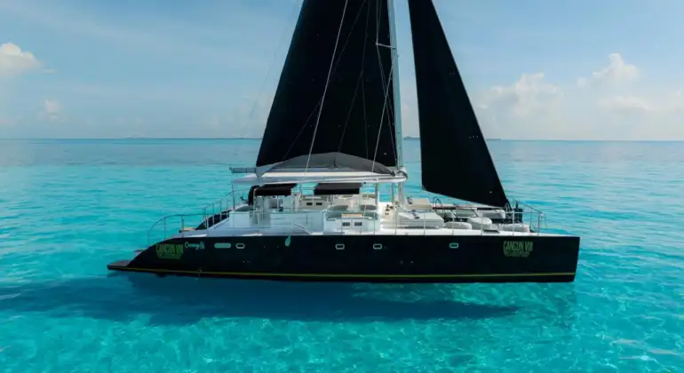 70FT Catamaran Cancun Private Luxury Charter