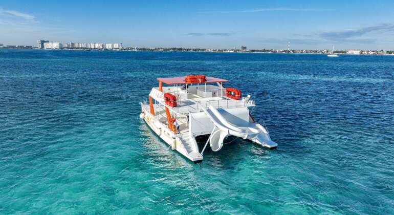 Cancun Party Boat Rental for 100 Guests with Open Bar