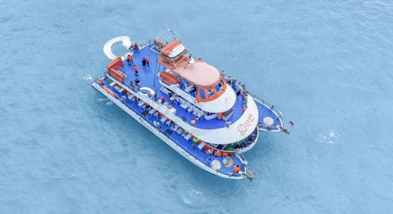 Cancun Party Boat Rental for 140 Guests with Open Bar