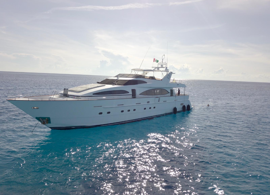 Luxury Yacht Rental Cancun Private Ocean Experience