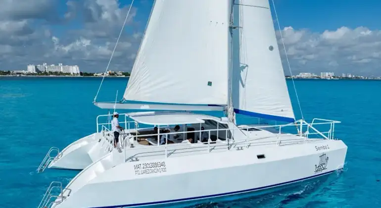 45FT Catamaran Cancun Private Charter