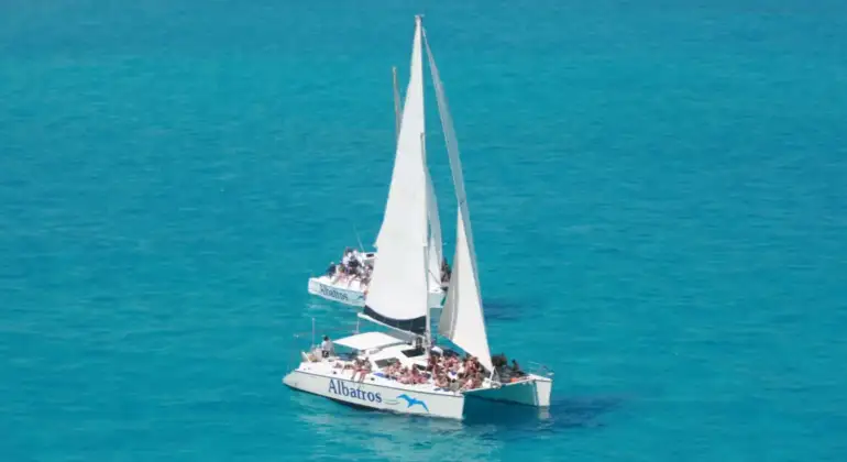 Isla Mujeres Catamaran Tour with Snorkeling from Cancun