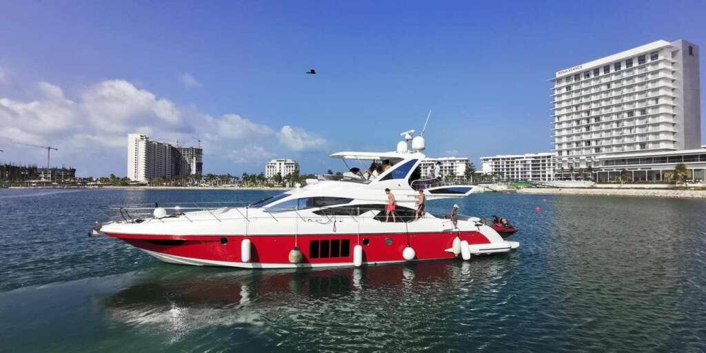 boat-rental-marina-puerto-cancun Boat rental Marina Puerto Cancun yacht cruising in lagoon and sea